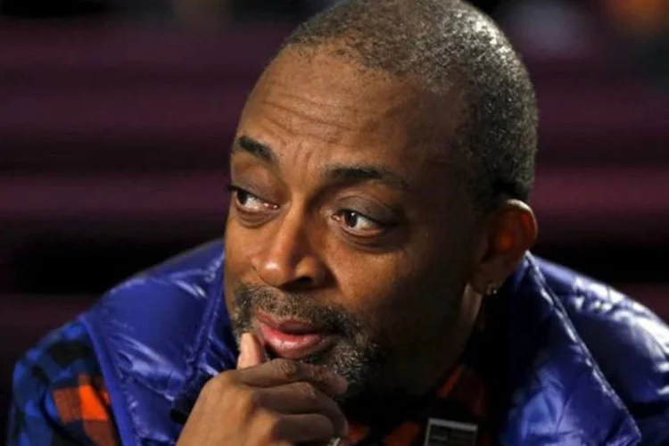 
	Spike Lee: &quot;Sim, n&atilde;o se pode usar sempre a velha desculpa: n&atilde;o podemos encontrar candidatos qualificados... S&atilde;o bobagens&quot;
 (Jim Young / Reuters)