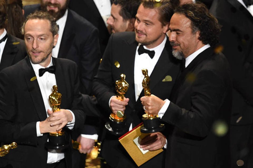 Leonardo DiCaprio ganha seu primeiro Oscar com "O Regresso"