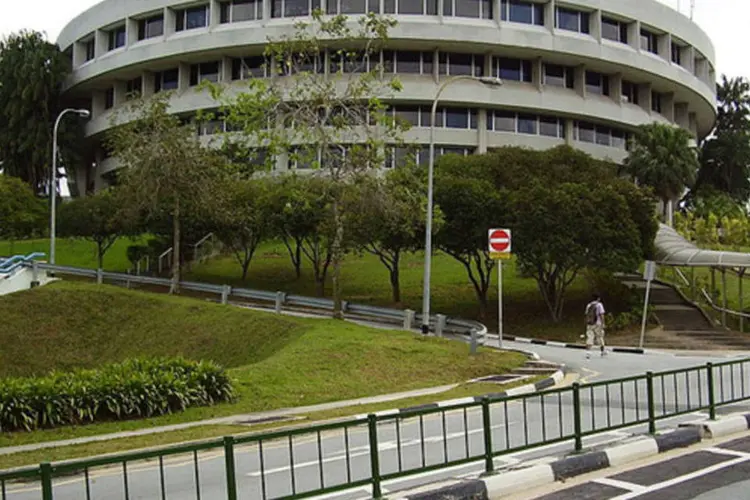 Prédio da Universidade Tecnológica de Nanyang: pesquisadores criaram vaso sanitário ecológico que começará a ser utilizado em 2013 nos banheiros da instituição (Wikimedia Commons)