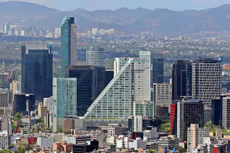 Cidade do México, capital do país: governo federal cortou investimentos em educação, mas gastou mais que o dobro do orçamento em publicidade (Wikimedia Commons/Reprodução)