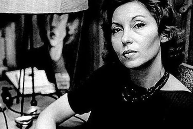 
	Clarice Lispector: enquanto seu nome come&ccedil;a a circular fora do pa&iacute;s, no Brasil, ela segue sendo idolatrada
 (Antonio Andrade/Editora Abril)