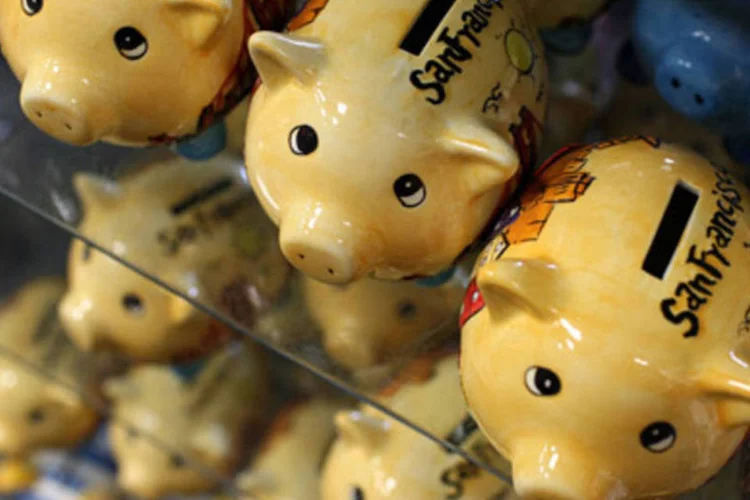 A importância dos preços baixos e da poupança fica dimunída quando se trata de sanar as necessidades do cotidiano (.)