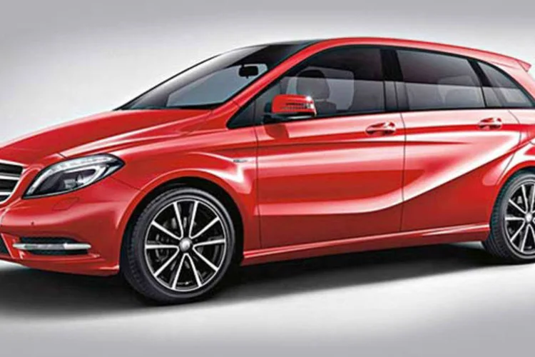
	Reformulado, Classe B ser&aacute; vendido em duas vers&otilde;es: B200 Turbo e B200 Turbo Sport, ambas equipadas com motor 1.6 turbo de 156 cavalos
 (Divulgação)