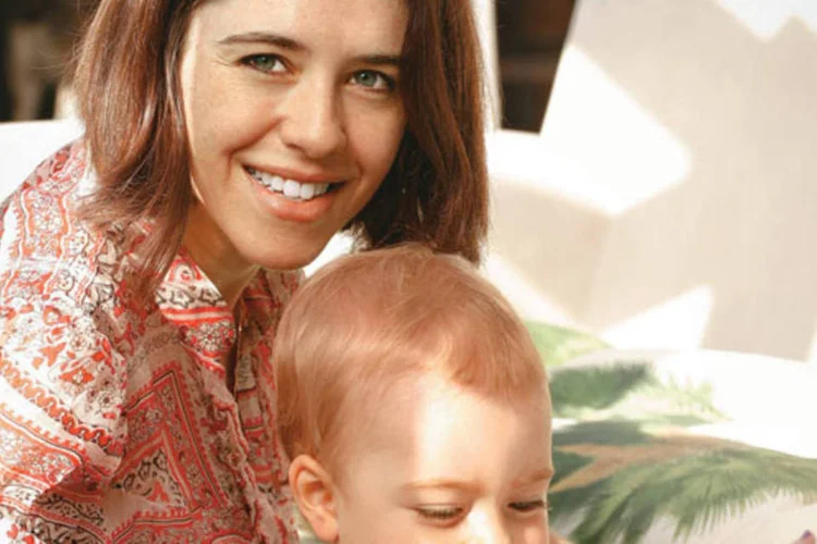 A administradora Claudia Neufeld, 35 anos, e Arthur: rede de contatos ativa para voltar ao mercado (Marcelo Spatafora / VOCÊ S/A)