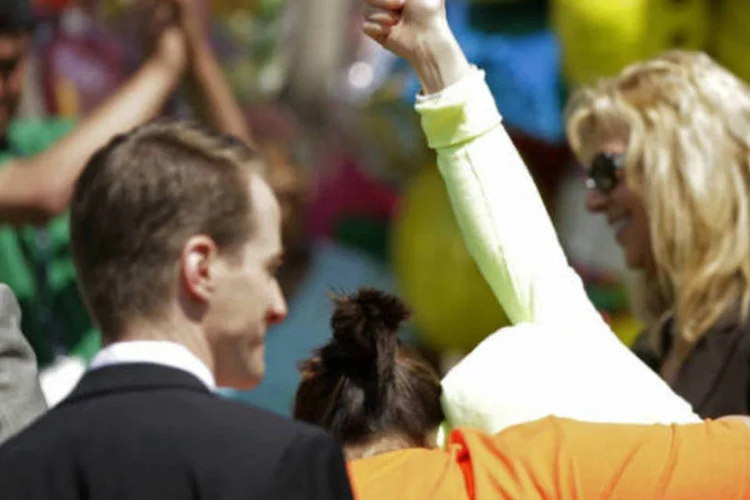 Gina de Jesus chega em sua casa em Cleveland, Ohio, nos EUA (REUTERS/John Gress)