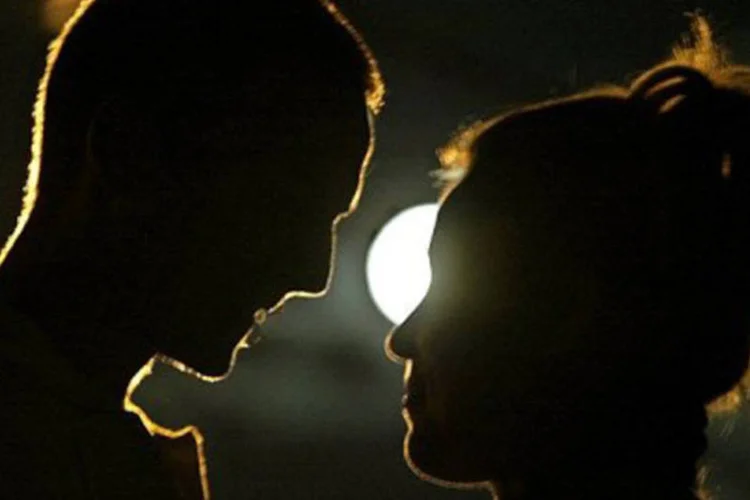
	Casal: pela primeira vez, os pesquisadores perguntaram qual era o estado civil das pessoas que em uni&atilde;o est&aacute;vel
 (©AFP/Arquivo / Koca Sulejmanovic)
