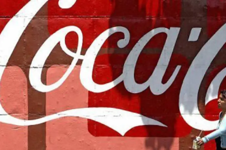 Garrafa de Coca-cola: Concurso cultural “Por que fazer o bem é coisa de cinema?” faz parte da ação Heróis (Juan Barreto/AFP)