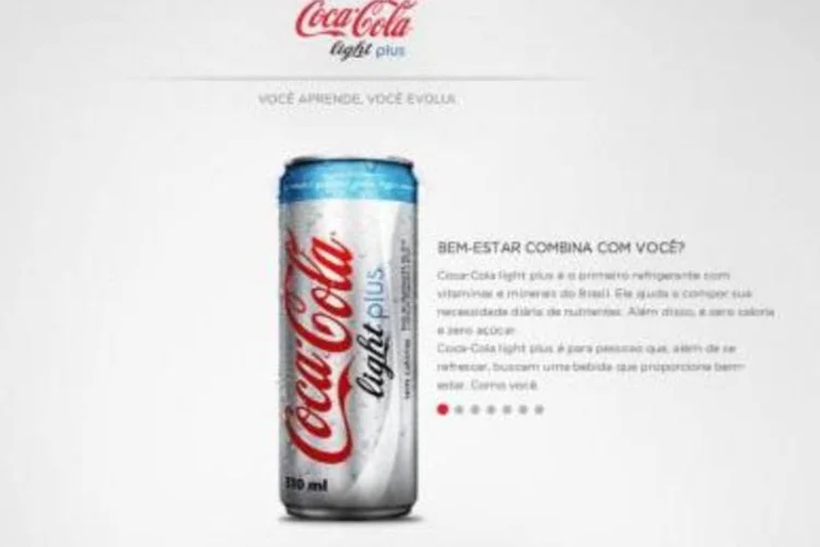 A Coca-Cola distribuirá amostras da bebida e exibirá seu filme publicitário durante o Fashion Rio (.)