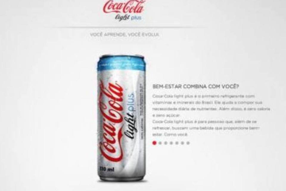 A Coca-Cola distribuirá amostras da bebida e exibirá seu filme publicitário durante o Fashion Rio (.)