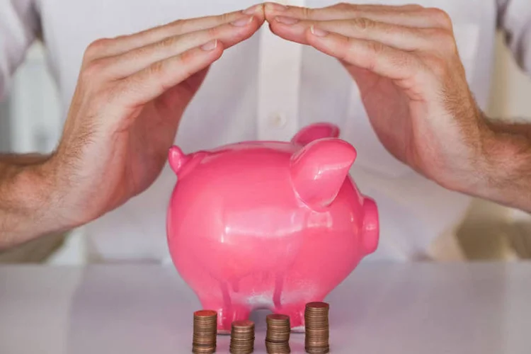 Investimento: Compare taxas de administração se for investir em fundos simples ( Thinkstock/Wavebreakmedia Ltd)