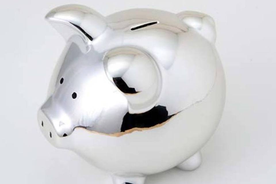 Bancos emitem extratos da poupança de acordo com nova regra