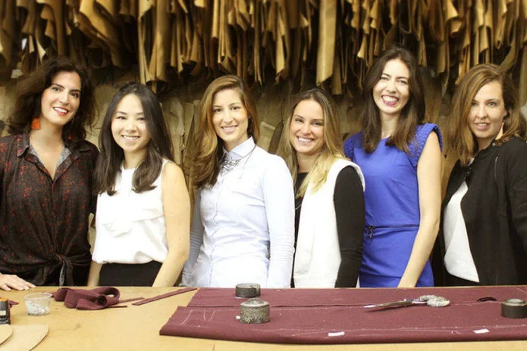 Criadoras do Coletivo Les Amis Nomades: Mariana Cestari, Gabriela Sakate, Laura Borges, Mariana Biondi, Renata Zampronio e Marilia Carvalhinha (Divulgação/Les Amis Nomades)