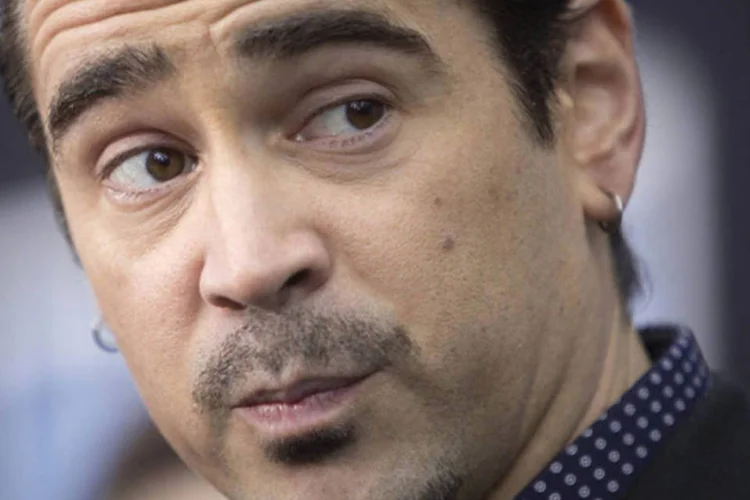 Ator Colin Farrel chega para a pré-estreia do filme "Um Conto do Destino" em Nova York (Carlo Allegri/Reuters)