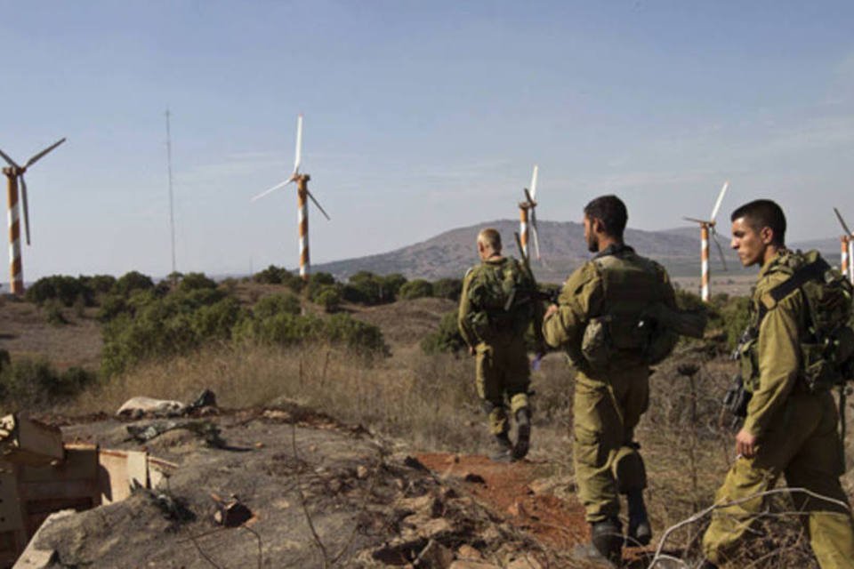 Exército israelense abre fogo contra território sírio