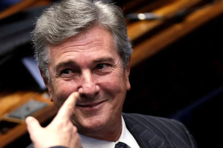 
	Collor: &quot;O caderno traz diversas anota&ccedil;&otilde;es manuscritas, datadas no ano de 2012, possivelmente referentes a negocia&ccedil;&atilde;o de votos&quot;
 (REUTERS/Ueslei Marcelino)