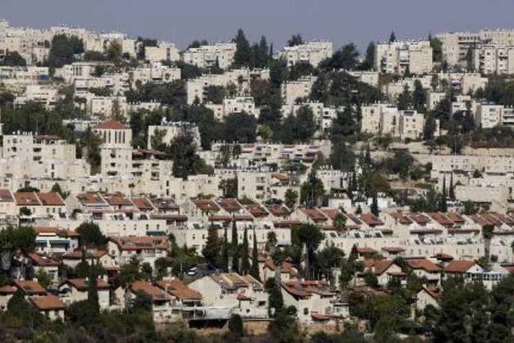 Vista geral da colônia israelense de Ramot: Israel aprovou novas moradias apesar da reprovação internacional e em meio a uma escalada de tensões com os palestinos (Ahmad Gharabli/AFP)