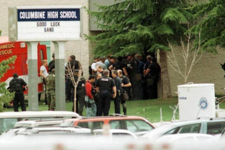 Columbine: a tragédia aconteceu nos Estados Unidos, em 1999 (AFP / Mark Leffingwell/AFP)