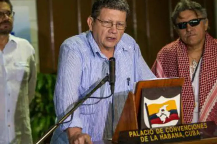 O comandante das Farc, Pablo Catatumbo: o governo e a guerrilha seguirão abordando o tema das drogas, o terceiro na agenda de seis pontos (Yamil Lage/AFP)