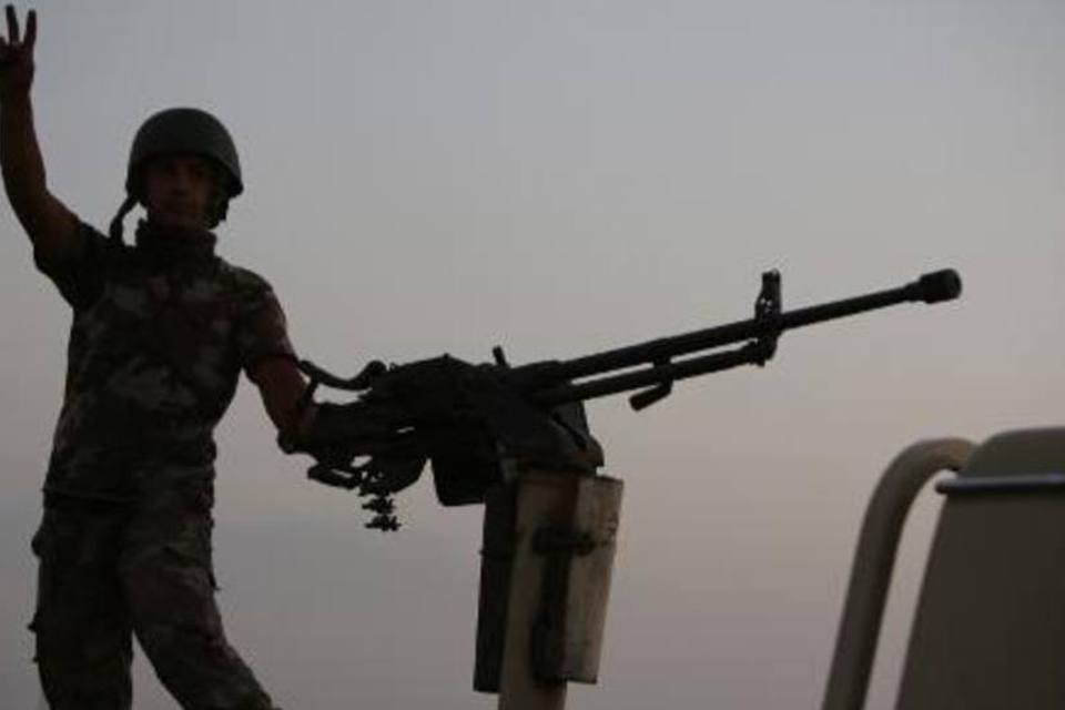 Alemanha inicia envio de material militar ao Curdistão