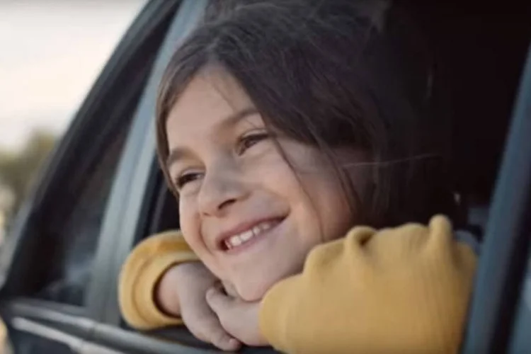 
	Comercial da Vivo: assinada pela DPZ&amp;T, a a&ccedil;&atilde;o segue o posicionamento da marca, &ldquo;Viva Tudo&rdquo;
 (Reprodução/ Youtube)