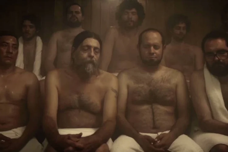 
	Campanha da Neogama/BBH: com bom humor, o filme satiriza a intoler&acirc;ncia
 (Reprodução/YouTube/NEOGAMA BBH)