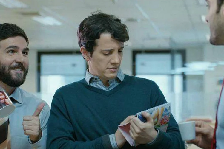 Comercial do Santander: filme mostra vantagens da Conta Combinada com bom humor (Reprodução/YouTube/TALENT)