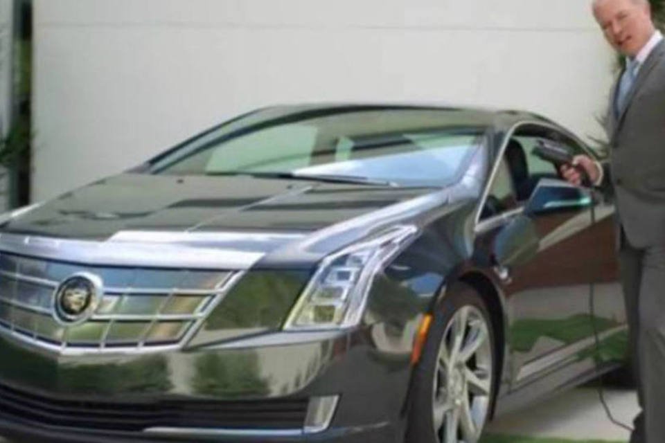 Anúncio do Cadillac resgata sonho americano e gera polêmica
