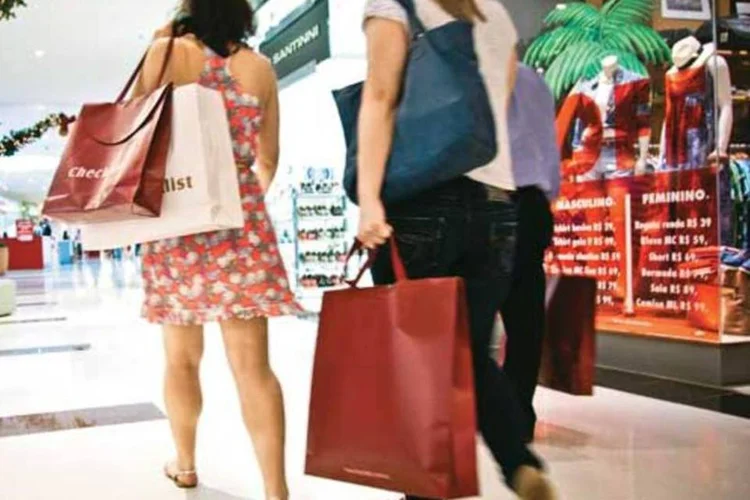 Consumo nas lojas de todo o país recuou 1,6% em janeiro (Marcelo Correa/EXAME.com)