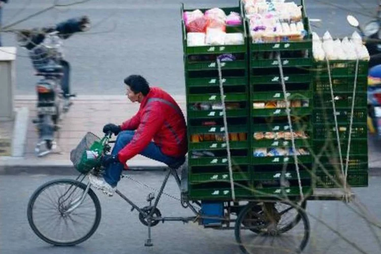Comércio chinês: Pequim se comprometeu a tornar a economia mais dependente do consumo do que das exportações (Wang Zhao/AFP)