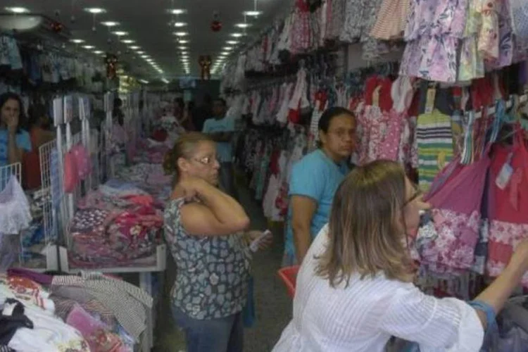 
	IPC da Fipe: setor de vestu&aacute;rio foi um dos que apresentou varia&ccedil;&atilde;o positiva na primeira pr&eacute;via de dezembro
 (Tânia Rego/Agência Brasil)