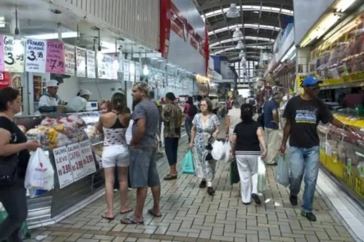 
	 &Iacute;ndice Nacional de Expectativa do Consumidor cresceu 1,3% em setembro, em rela&ccedil;&atilde;o a agosto, alcan&ccedil;ando 109,7 pontos
 (Marcelo Camargo/Agência Brasil)