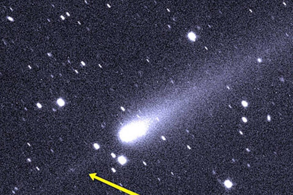 Estudante descobre cometa fragmentado
