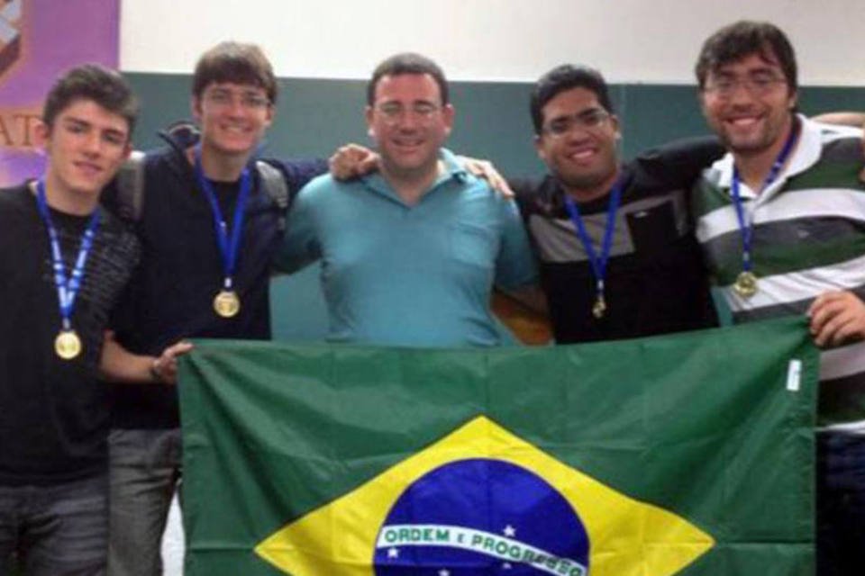 Brasil vence competição de matemática no México