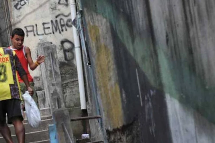 Rotina no Complexo Alemão: depois da ocupação, os problemas (Marcello Casal Jr./AGÊNCIA BRASIL)