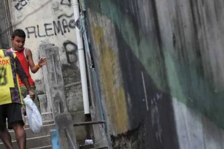 Rotina no Complexo Alemão: tráfico voltou ao conjunto de favelas (Marcello Casal Jr./AGÊNCIA BRASIL)