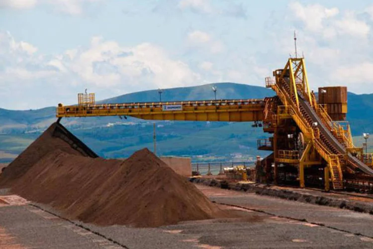 
	Vale: a ag&ecirc;ncia citou a desacelera&ccedil;&atilde;o da China, que est&aacute; enfraquecendo a demanda por commodities
 (Divulgação/ Vale)