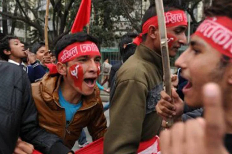 Maoístas do Nepal em Katmandu: Em um comunicado, o Departamento de Estado  indicou que "removeu a designação de entidade terrorista para o Partido Comunista do Nepal" (©AFP / Prakash Mathema)