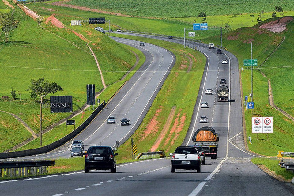 Ecorodovias tem queda no lucro do 4º trimestre