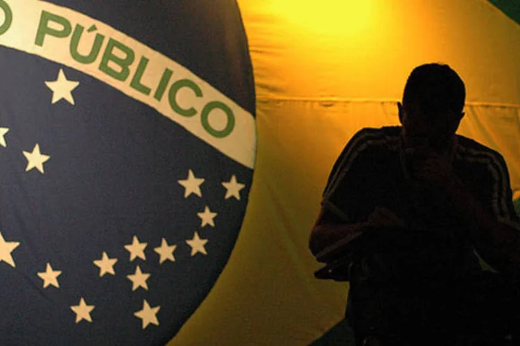 CLT X Estatutário (Julio Aguiar/Creative Commons)