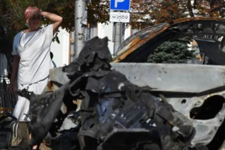 Processo de paz na Ucrânia estava sob ameaça nesta segunda-feira depois de um domingo de violência (Philippe Desmazes/AFP)