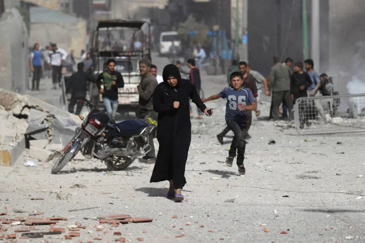 
	S&iacute;ria: o objetivo declarado da opera&ccedil;&atilde;o Escudo de Eufrates &eacute; expulsar os extremistas da cidade s&iacute;ria de Jarablos, do outro lado da fronteira
 (Khalil Ashawi / Reuters)