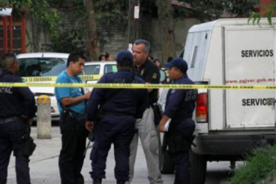 15 corpos são encontrados em estrada no México