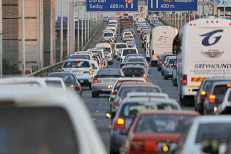 Especialistas alertam que Brasil pode repetir congestionamentos da África do Sul (.)