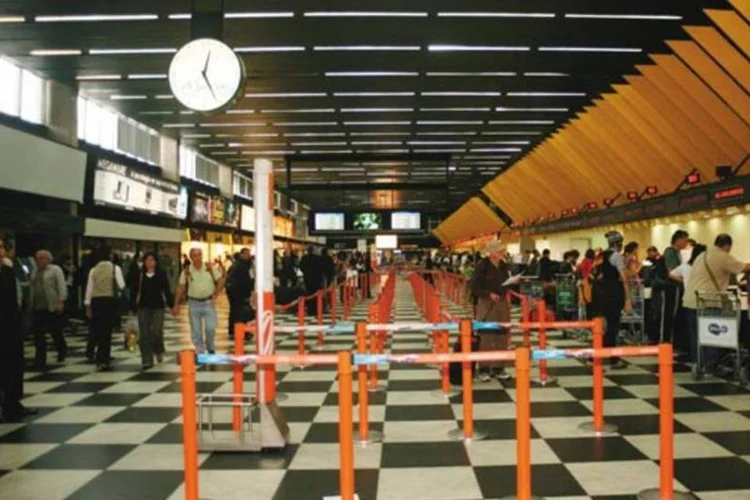 Mau tempo não forçou o fechamento do aeroporto de Congonhas (Manoel Marques]/Veja)