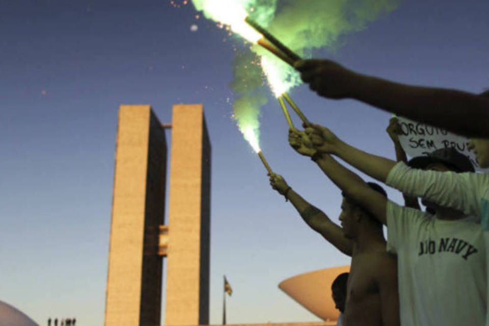 Câmara e Senado votam fim do foro privilegiado nessa terça