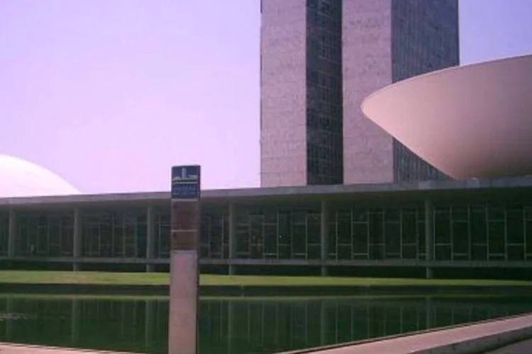 Congresso nacional, em Brasília: texto do Fundo Social e da partilha do petróleo devem entrar em pauta ainda nesta terça-feira na Câmara dos Deputados (.)