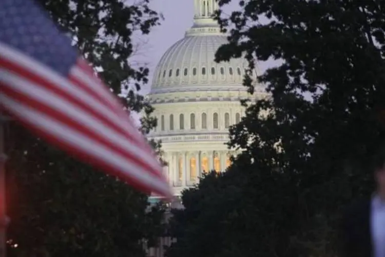 
	Congresso:&nbsp;Senado previa aprovar o projeto de financiamento de seis semanas no fim de semana
 (Getty Images)