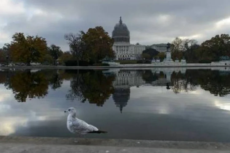 O Congresso dos Estados Unidos: orçamento de cerca de US$ 3,8 trilhões para 2016 foi adotado por 228 votos contra 199 (Brendan Smialowski/AFP)