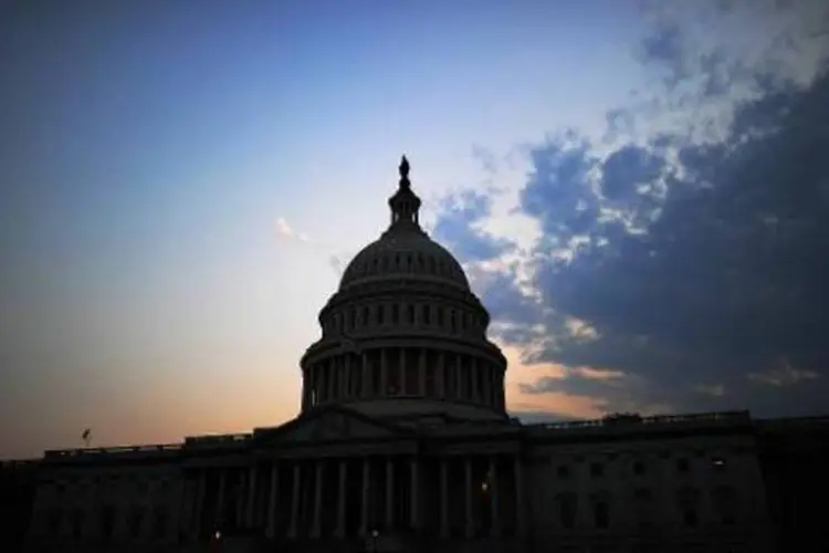 Congresso dos EUA: pressão está aumentando para se chegar a um plano contra a paralisação antes da noite de sexta-feira (Jewel Samad/AFP)