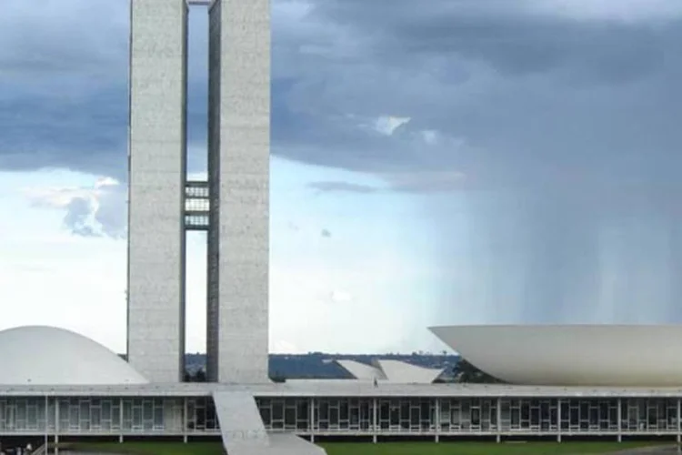
	Congresso Nacional: no dia 4 deste m&ecirc;s, Bras&iacute;lia sofreu um apag&atilde;o que deixou v&aacute;rios pontos da cidade sem luz por algumas horas
 (Eurico Zimbres/Wikimedia Commons)